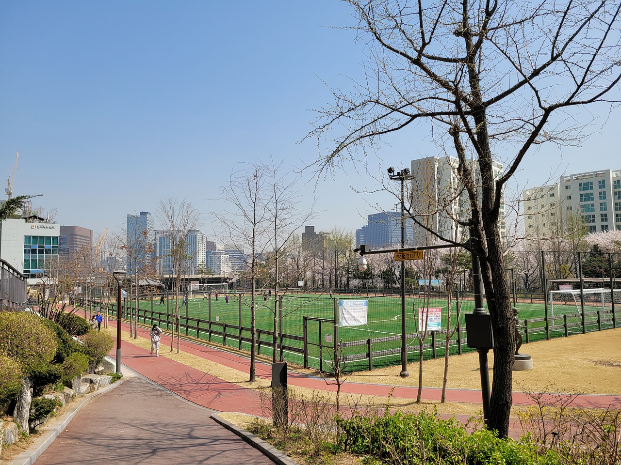 乐部必须更 乐部必须更